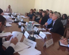 Кабмину рекомендовали облегчить жизнь ВПЛ