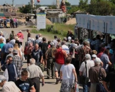 Пересечение донбасских КПВВ в апреле: основные цифры и проблемы