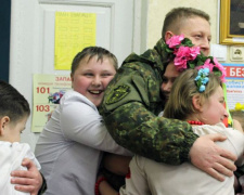 К школьникам Авдеевки пришли одесские правоохранители (ФОТО)