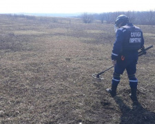 Спасатели в Донецкой области восстановили обстрелянные дома и остановили новые взрывы
