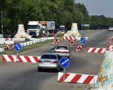 На блокпостах в Донецкой области задержаны 18 человек, скрывающихся от  полиции