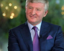 Президент ФК «Шахтер» Ринат Ахметов подвел итоги минувшего года и поздравил болельщиков с новым, 2022 годом