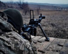 Боевики 12 раз нарушили режим прекращения огня на Донбассе