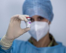В Минздраве рассказали, какая COVID-вакцина разрешена беременным: в Украине такая одна