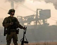 Двое украинских военнослужащих ранены на Донбассе в результате вражеских обстрелов, - штаб ООС
