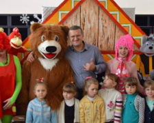 Фоторепортаж: как дети подзарядили Мусу Магомедова положительными эмоциями