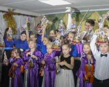 На «Новогоднем серпантине» блистали юные таланты Авдеевки (ФОТО)