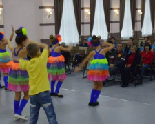 Авдеевские школьники устроили концерт в подарке коксохимиков (ФОТО)
