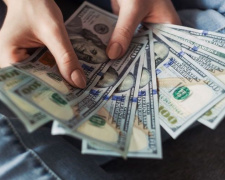Реструктуризация валютных кредитов: кредиторы снова могут начать отбирать квартиры у должников