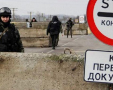Боевики  били по контрольному посту и КПВВ &quot;Марьинка&quot; из  всех видов оружия