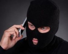 Мошенники по известной &quot;схеме&quot; выманили у пенсионерки из Авдеевки  17 500 гривен