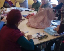 В Авдеевке учили делать обереги