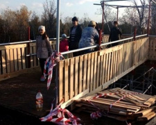 В Станице Луганской заработал обходной мост на оккупированную територию. ФОТОФАКТ