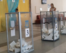 Выборы в Покровской оперзоне: уже более 30 нарушений, включая «волшебные чернила» в Авдеевке