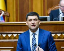 Верховная Рада не смогла отправить правительство в отставку, а президент хочет поменять двух министров