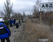 Двое мирных жителей были ранены за минувшие сутки в Авдеевке