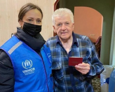 Команда «Пролиска-Авдеевка» помогла двум жителям, получившим ранения, установить стату инвалида войны