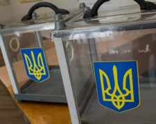 Полиция взяла под охрану все окружные избирательные комиссии в Донецкой области