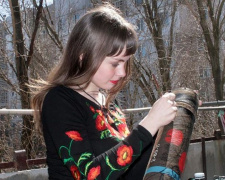 В Авдеевке создают сувениры из зоны АТО