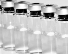 У привитых вакциной Pfizer вырабатывается в 10 раз больше антител, чем у вакцинированных CoronaVac - ученые