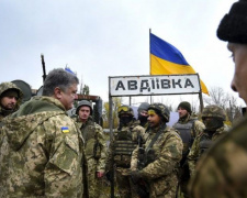 Порошенко, Авдеевка и воины АТО: знаковый снимок опубликован на сайте президента