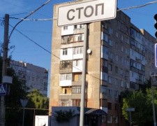 Как в Авдеевке решают вопрос с поломанными светофорами (ФОТО)