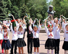 Прифронтовая Авдеевка возрождается: взгляд со стороны