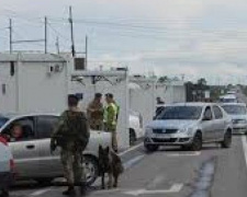 Через линию разграничения на Донбассе в воскресенье не пропустили 22 человека