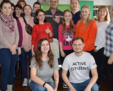 Авдеевка перенимает опыт у Мариуполя: молодежь учится быть active citizens (ФОТО)
