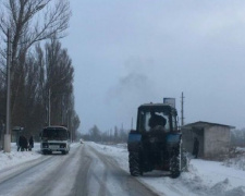 От рассвета до заката: в Авдеевке коммунальщики  борются с последствиями стихии (ФОТО)