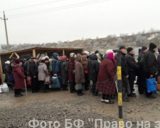 Связь, мороз и мало чая: названы актуальные проблемы на донбасских пунктах пропуска