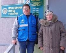 Жителям Песок оказали помощь