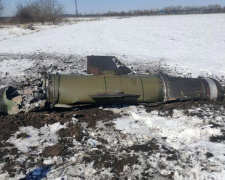 Поліція Донеччини документує наслідки ракетного обстрілу Авдіївської та Очеретинської громад