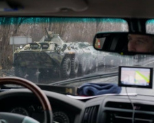 На Донбассе продолжаются обстрелы, есть раненые, неспокойно в Луганске