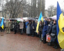 Как в Авдеевке отметили  4-ю годовщину Дня достоинства и свободы (ФОТО)