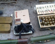 На Донетчине  полиция опустошила тайники  диверсантов и запасы &quot;оружейных баронов&quot; 