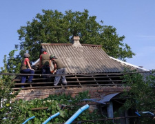 Новые дома, поврежденные обстрелами, восстановили в Авдеевке (ФОТО)