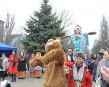 В Авдеевке война праздникам не помеха
