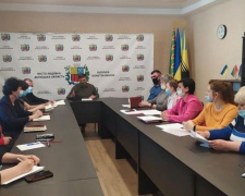 Голова Адіївської ВЦА Віталій Барабаш прокоментував ситуацію щодо освіти нашого міста