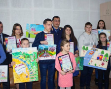 Донецька залізниця нагородила за кращі дитячі малюнки (ФОТО)