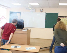 Спасатели Авдеевки учили детей эвакуироваться (ФОТО)