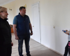 Ірина Верещук відвідала Центр розміщення переселенців, створений Метінвестом у Запоріжжі