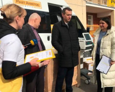 Фонд Рината Ахметова передал в МОЗ оборудование, необходимое для эффективного лечения больных коронавирусом COVID-19.