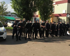На вулиці Авдіївки вийшли посилені наряди поліції