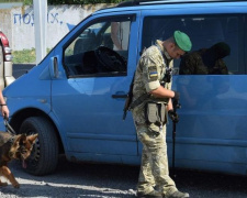 На донбасских КПВВ вырос поток людей и машин