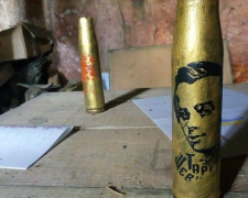 Фотофакт: мемориал защитникам Авдеевской промзоны пополнился «шевченковской гильзой»