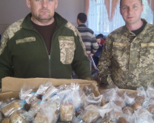 Авдеевские «симики» развозили куличи, пособия и детей (ФОТО)