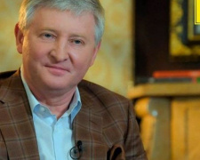 Творить добро: Фонд Рината Ахметова поздравляет учредителя с Днем рождения