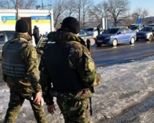 На донбасском КПВВ у линии разграничения попались вор и «неправильный» груз