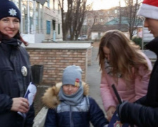 В Авдеевке призывали быть осторожными на дороге (ФОТО)
